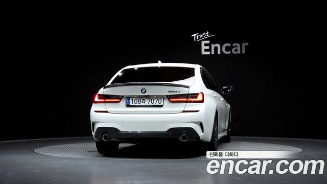 BMW 3-Series 2020 — photo 4