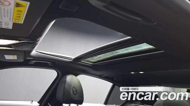 BMW 3-Series 2020 — photo 25