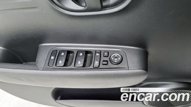 Hyundai Casper 2023 — photo 16