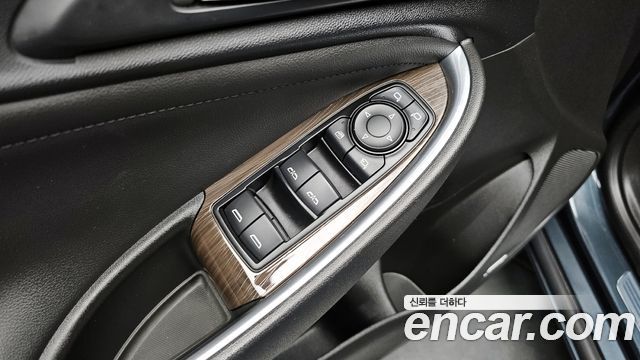 Chevrolet Korea Malibu 2019 — photo 30