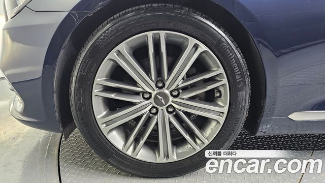 Genesis G80 2019 — photo 5