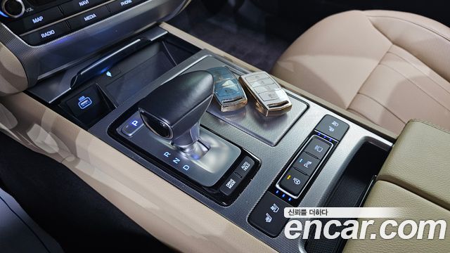 Genesis G80 2019 — photo 9