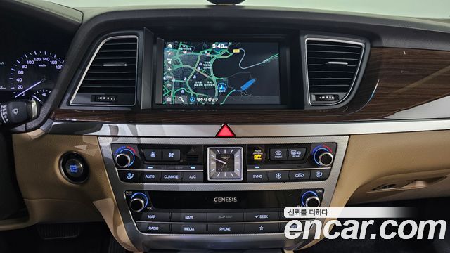 Genesis G80 2019 — photo 16