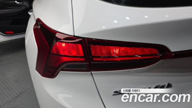 Hyundai Santafe 2021 — photo 9