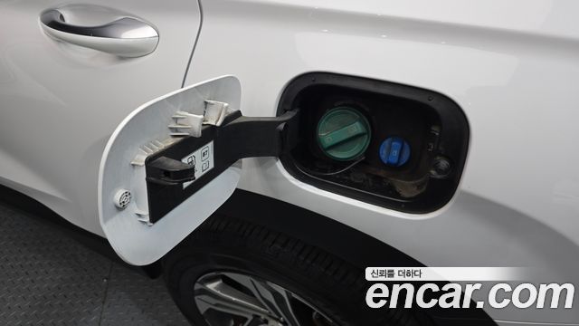 Hyundai Santafe 2021 — photo 16