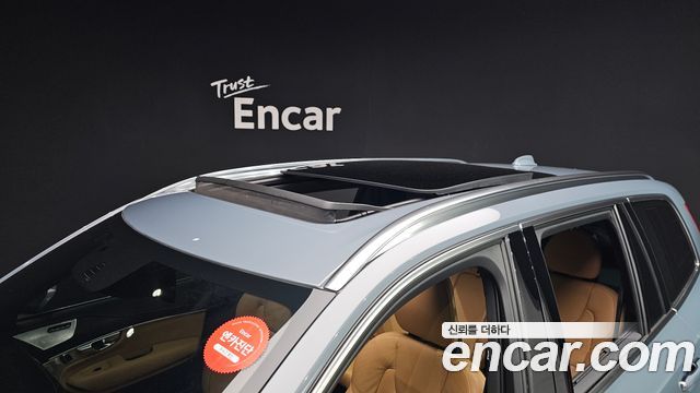 Volvo XC90 2021 — photo 26