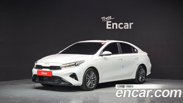 Kia K3 2023 — photo 1
