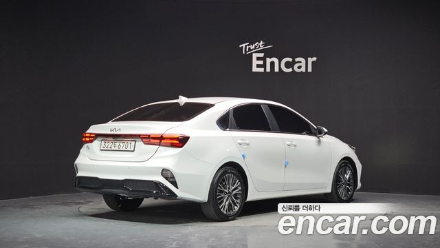 Kia K3 2023 — photo 2