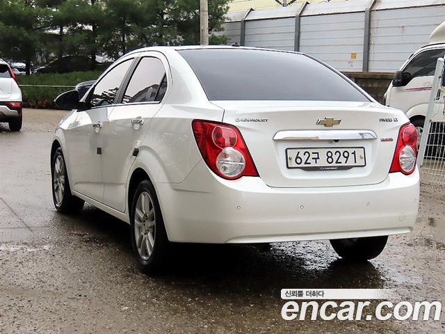 Chevrolet Korea Aveo 2015 — photo 3