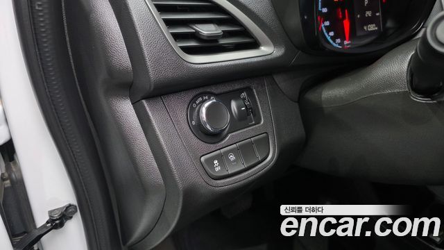 Chevrolet Korea Spark 2021 — photo 29