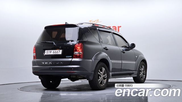 KG Mobility Rexton 2011 — photo 2