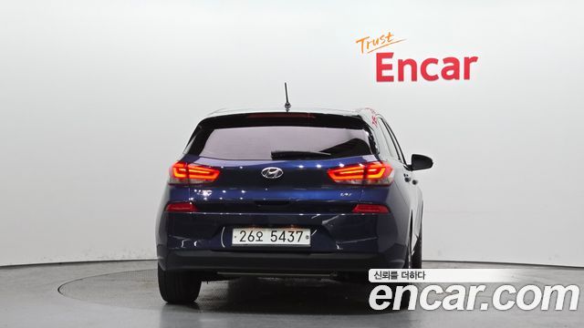 Hyundai i30 2017 — photo 4