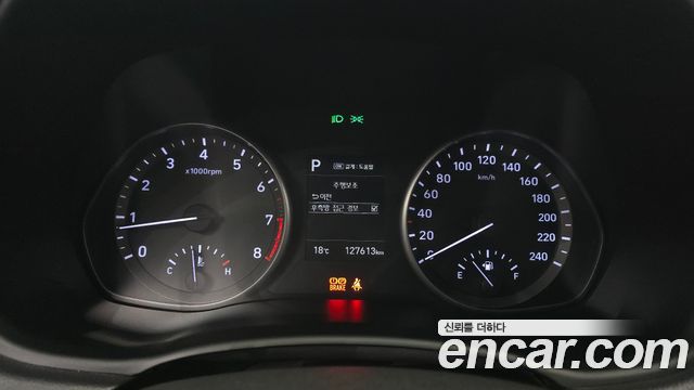 Hyundai i30 2017 — photo 11