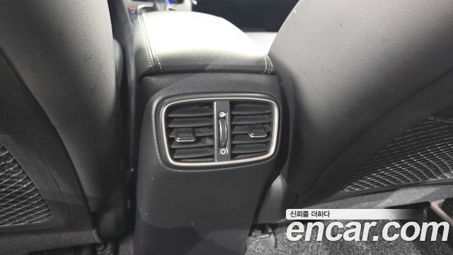 Hyundai i30 2017 — photo 25