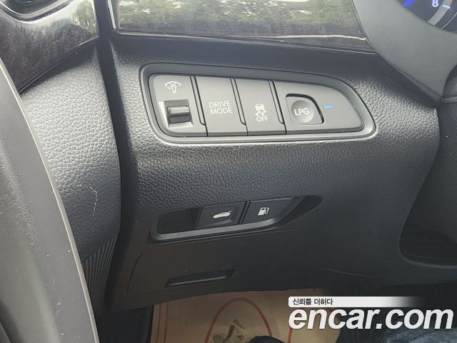 Hyundai Grandeur 2014 — photo 9