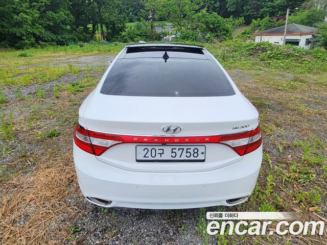 Hyundai Grandeur 2014 — photo 19