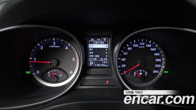 Hyundai Santafe 2013 — photo 11