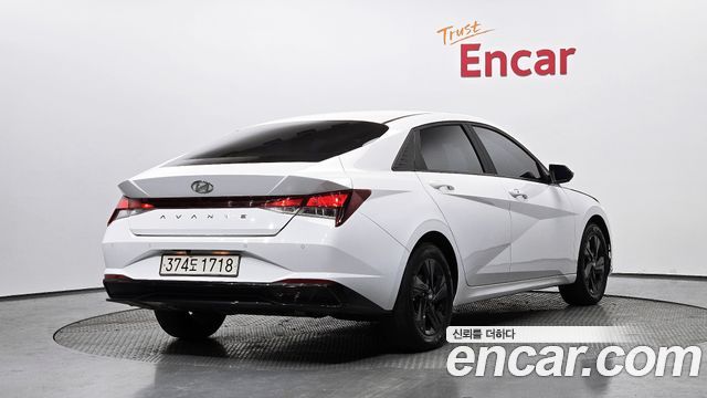 Hyundai AVANTE 2023 — photo 2