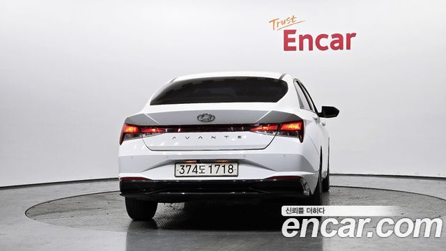 Hyundai AVANTE 2023 — photo 4