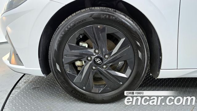 Hyundai AVANTE 2023 — photo 5