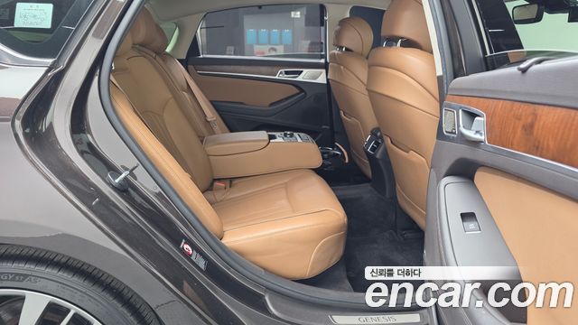 Genesis G80 2017 — photo 18