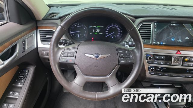Genesis G80 2017 — photo 20