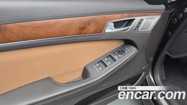 Genesis G80 2017 — photo 14