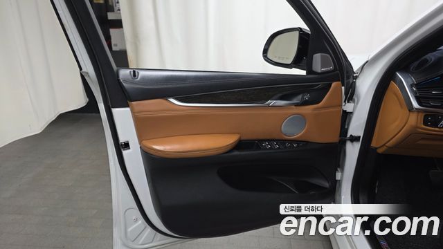 BMW X6 2015 — photo 14