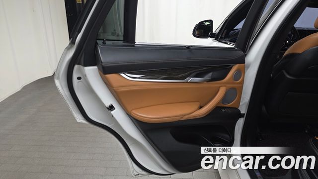 BMW X6 2015 — photo 15