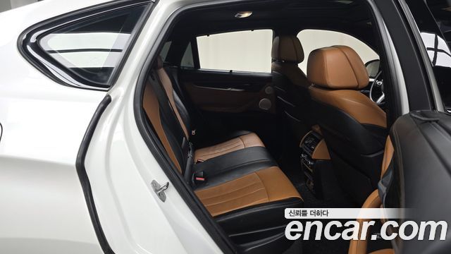 BMW X6 2015 — photo 16