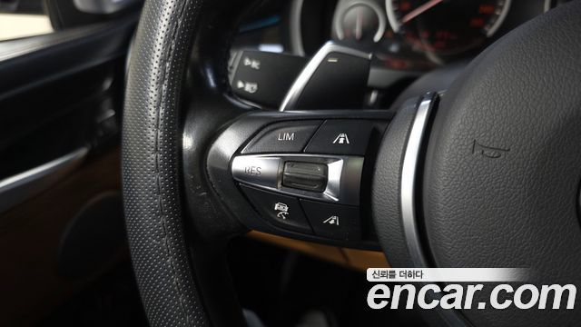 BMW X6 2015 — photo 31