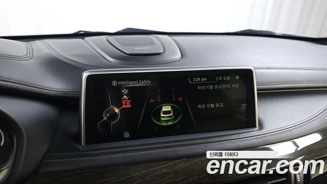 BMW X6 2015 — photo 32