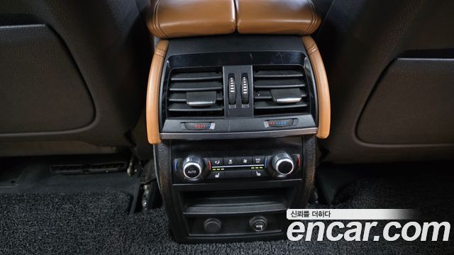 BMW X6 2015 — photo 34