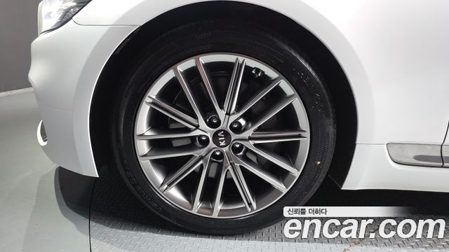Kia K9 2020 — photo 5