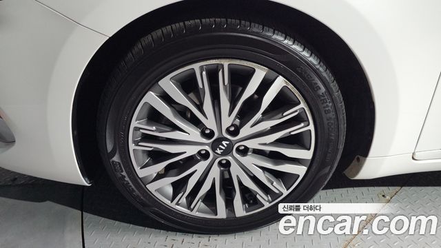 Kia K7 2020 — photo 5
