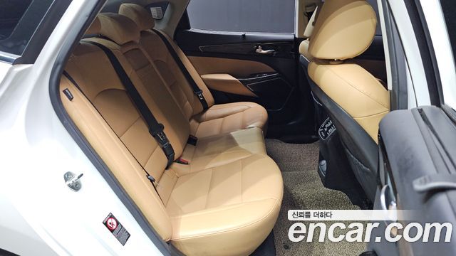 Kia K7 2020 — photo 11