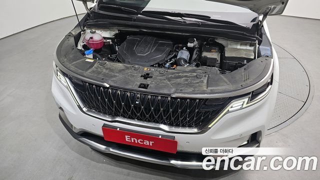 Kia Canival 2023 — photo 6