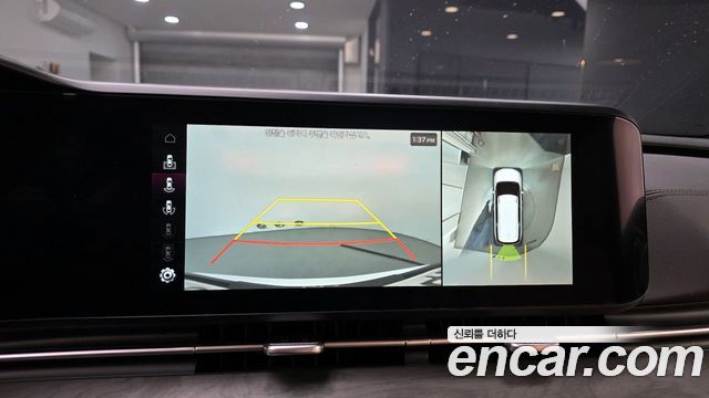 Kia Canival 2023 — photo 21