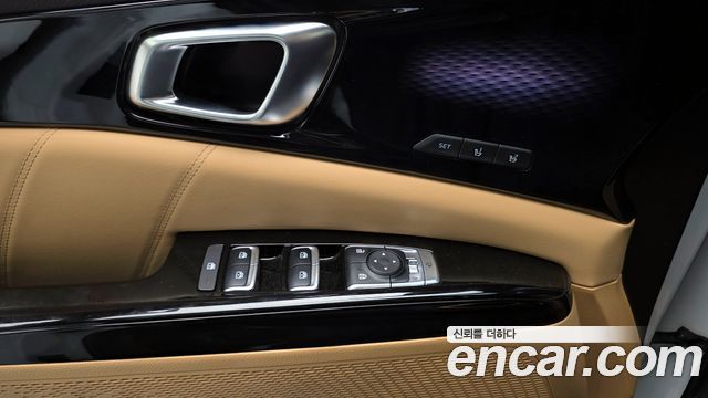 Kia Canival 2023 — photo 30