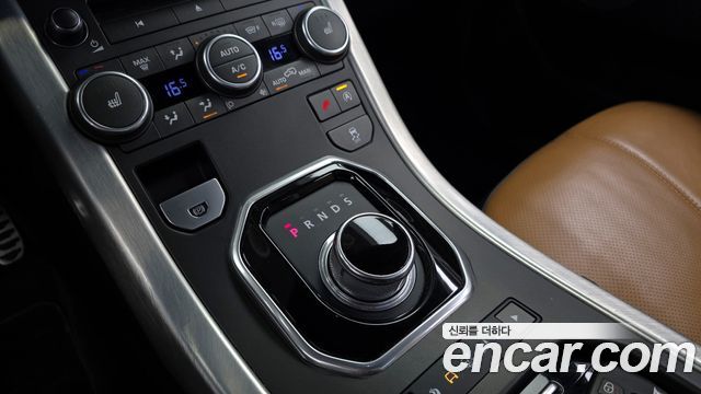 Land Rover Range Rover Evoque 2016 — photo 9