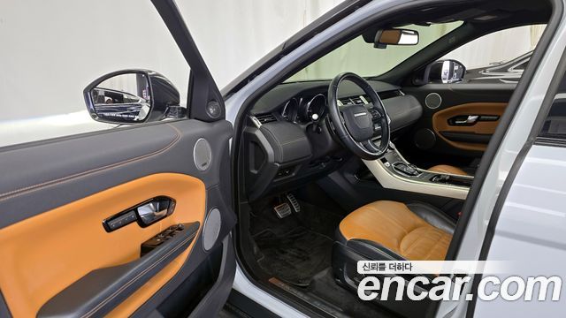 Land Rover Range Rover Evoque 2016 — photo 10