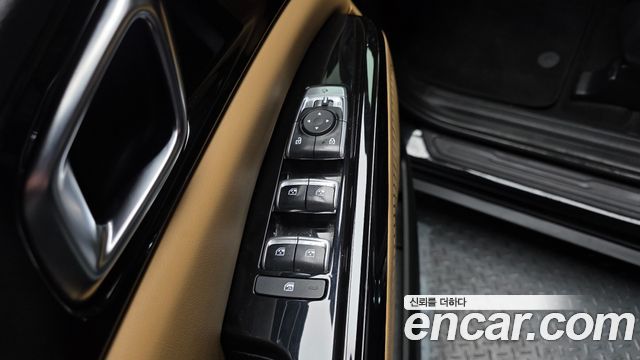 Kia Canival 2023 — photo 14