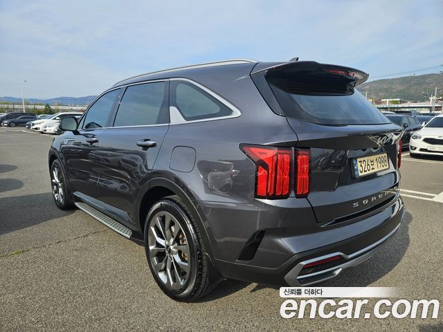 Kia Sorento 2022 — photo 2