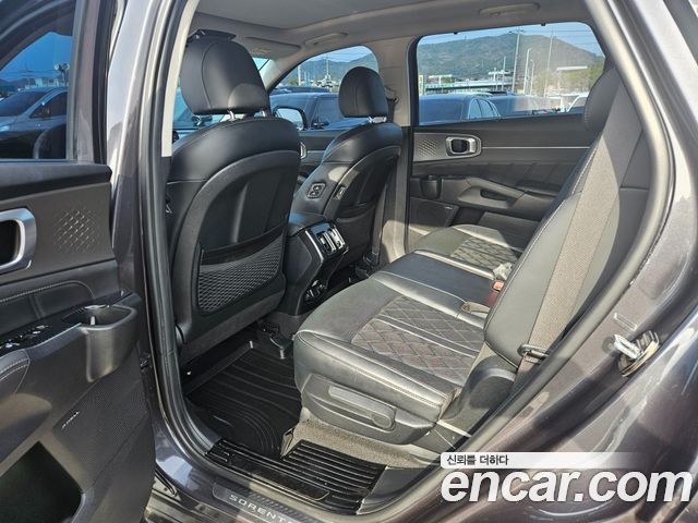 Kia Sorento 2022 — photo 11
