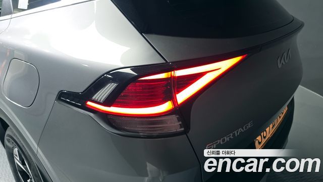 Kia Sportage 2022 — photo 9