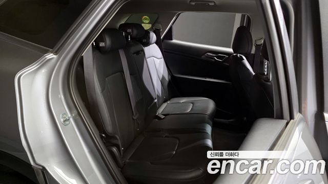 Kia Sportage 2022 — photo 16