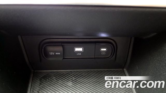 Kia Sportage 2022 — photo 27