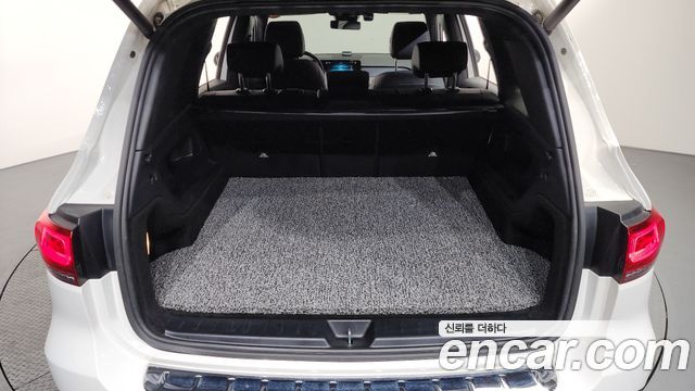 Mercedes-Benz GLB-Class 2021 — photo 20
