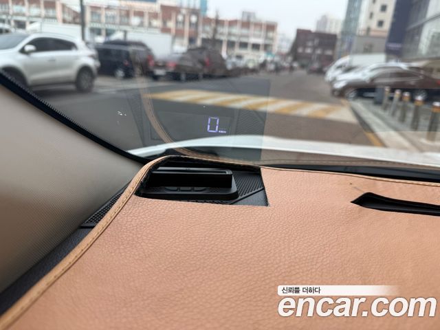 Kia Canival 2023 — photo 13