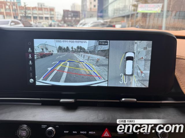 Kia Canival 2023 — photo 17